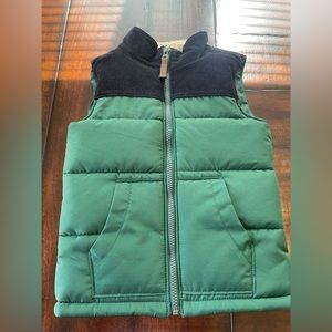 Carter’s boys size 5 vest